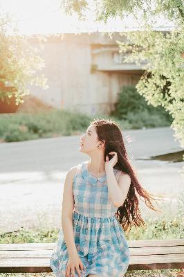 雏鸟幼儿小学生张婉莹,女大学生的沙龙室